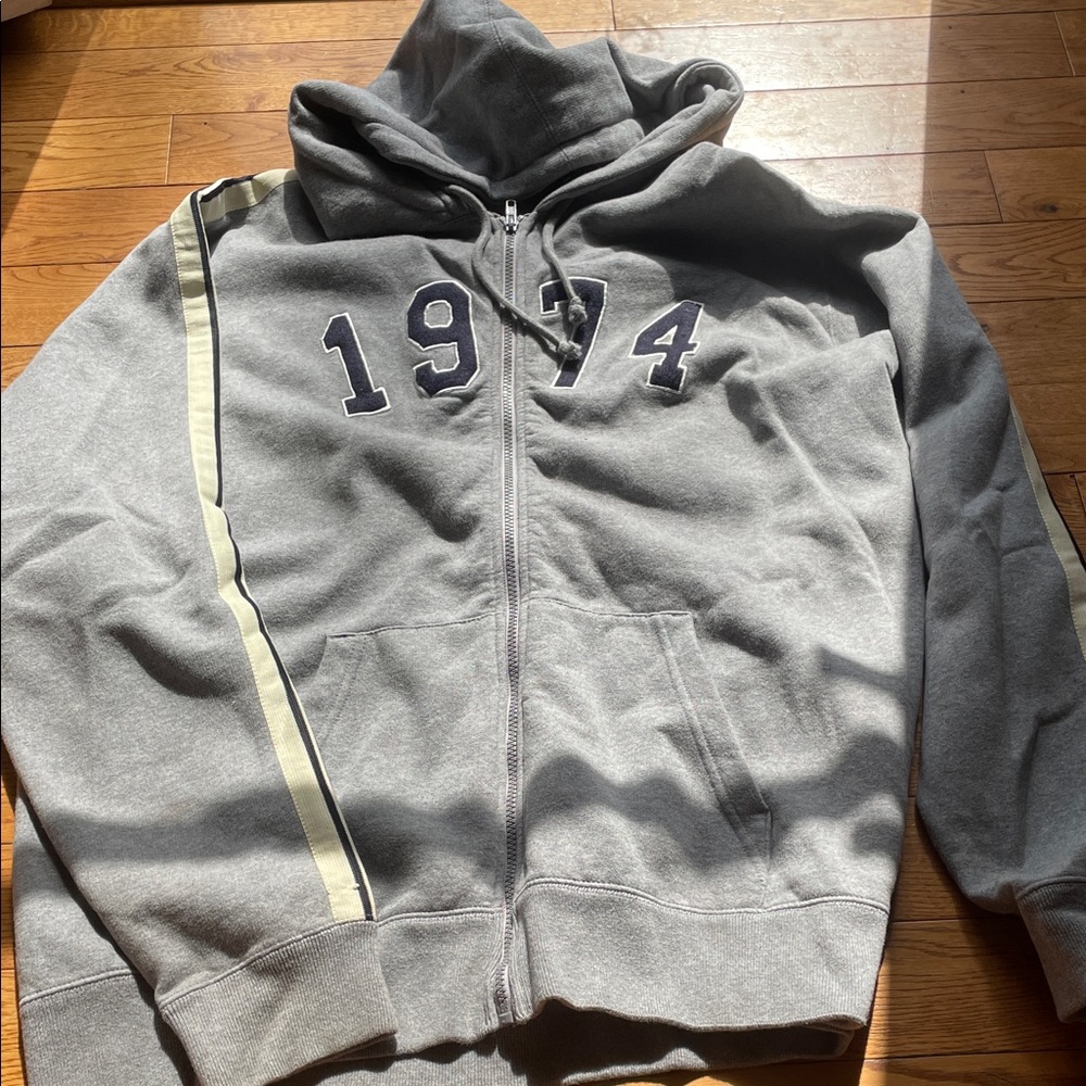Vintage Sonoma Gray Hoodie with Navy Label